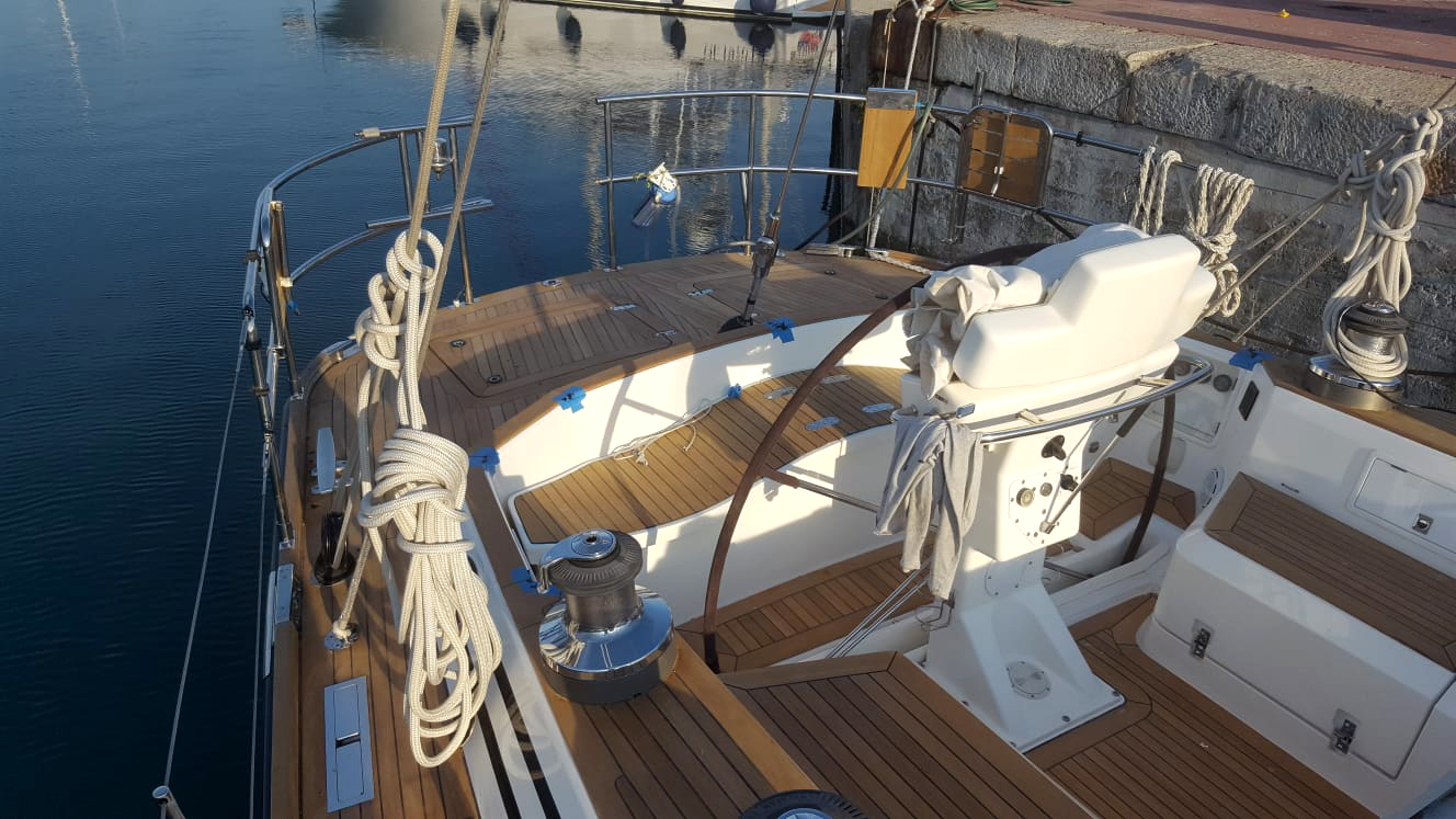 refitting barca a vela